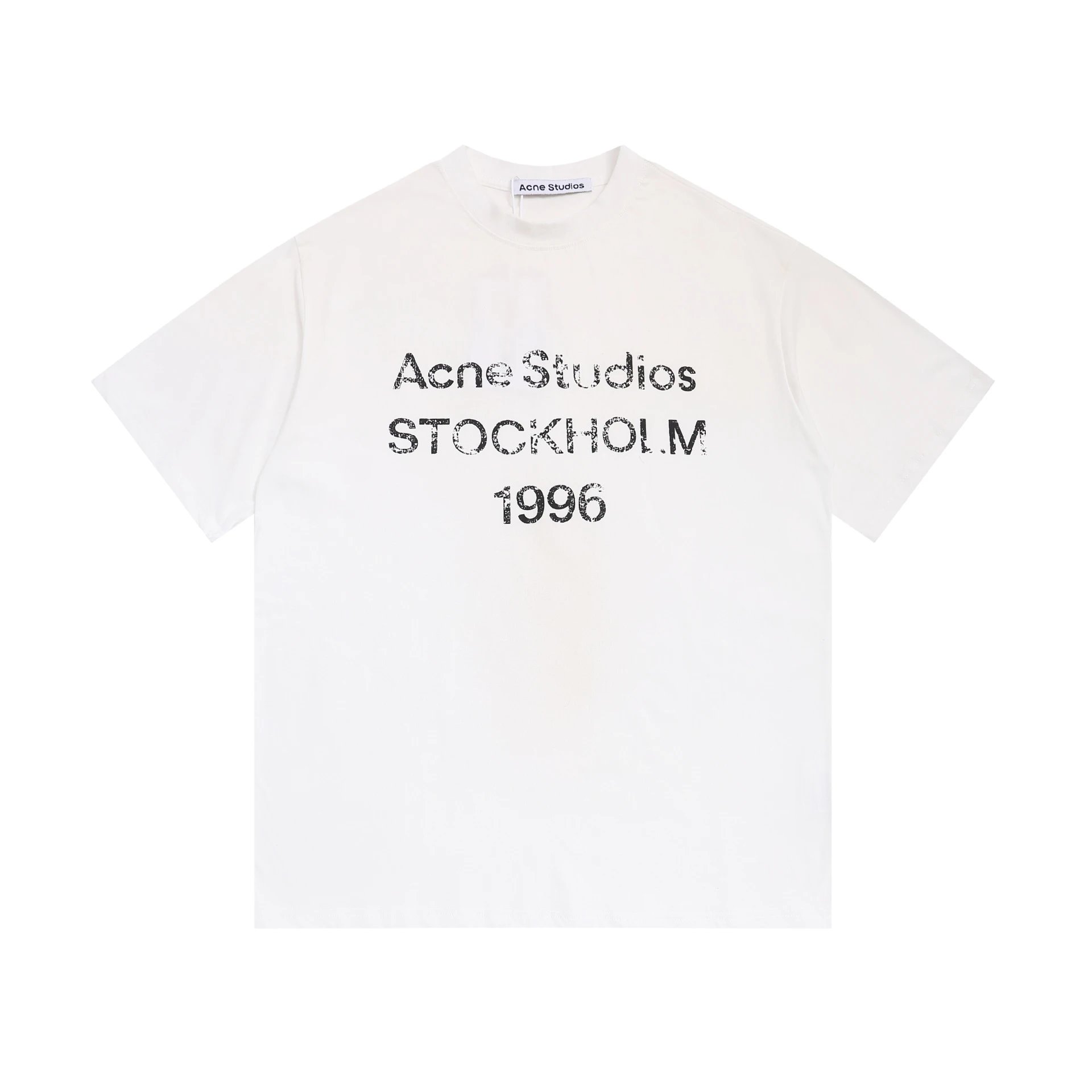 AC02 White
