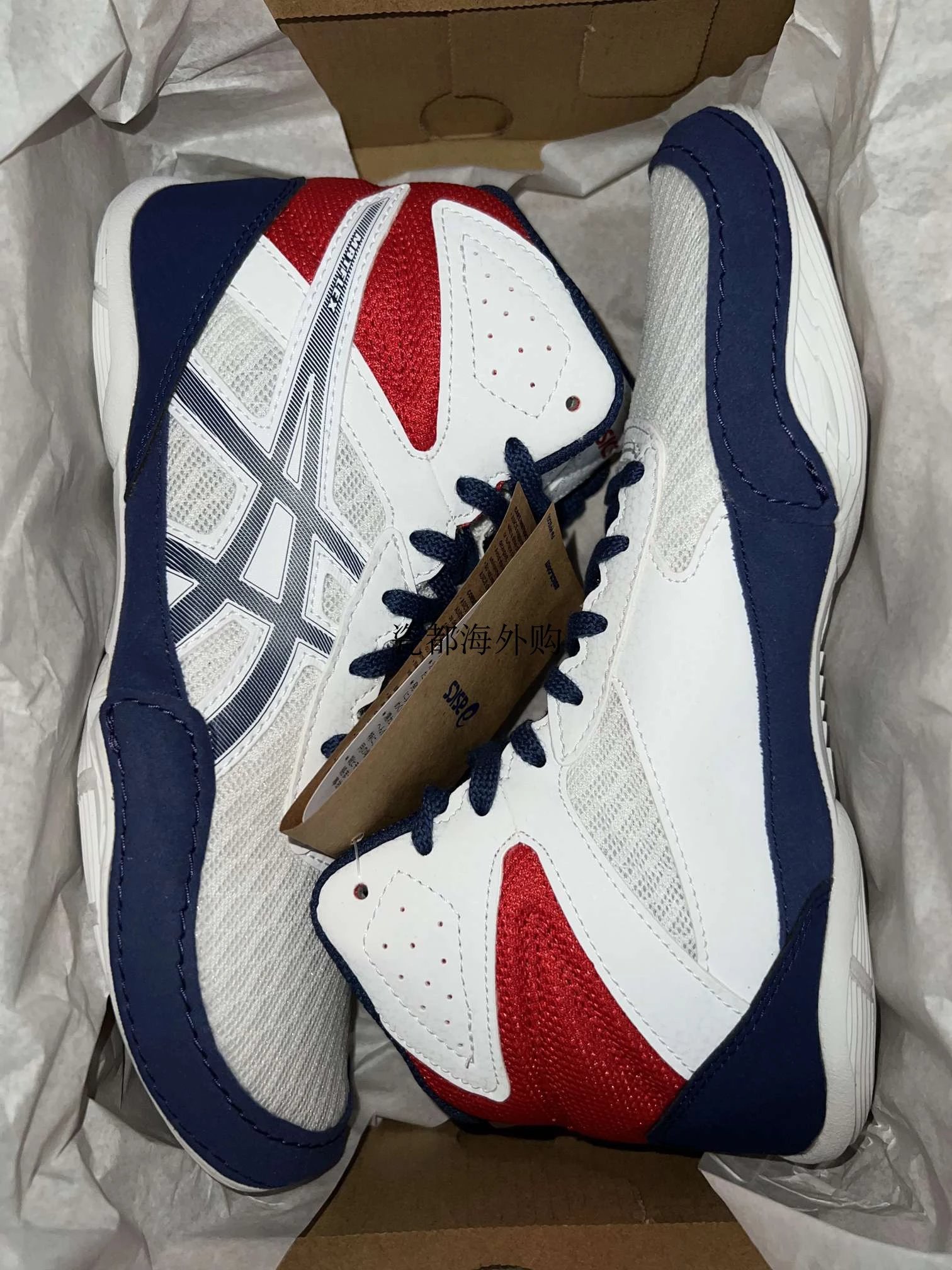 Matflex 6 in white, blue, and red partial sizes 35-47 in stock