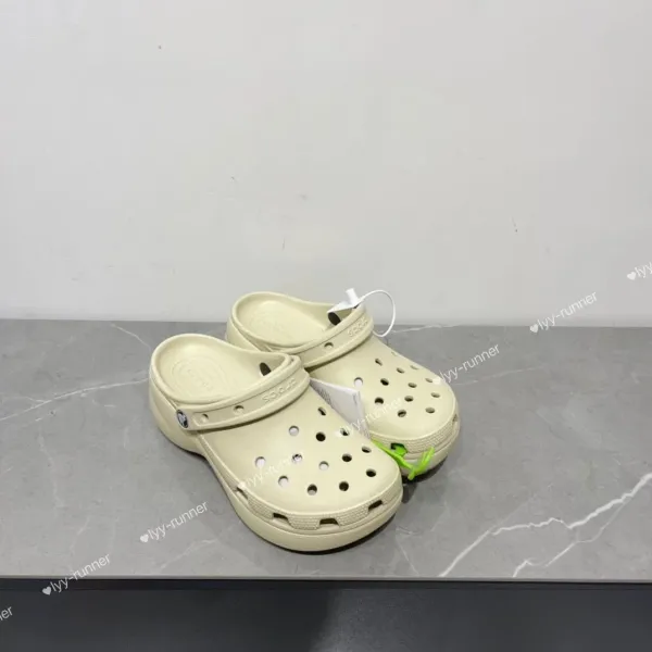 Crocs Platform Clog Black Shoes Sandals - 35