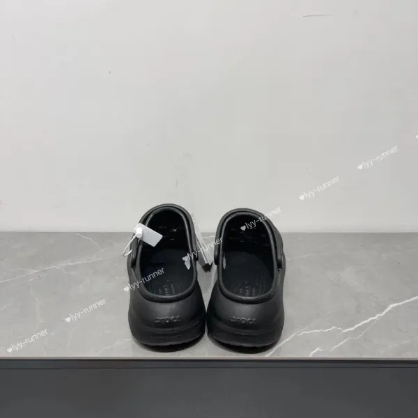 Crocs Platform Clog Black Shoes Sandals - 5