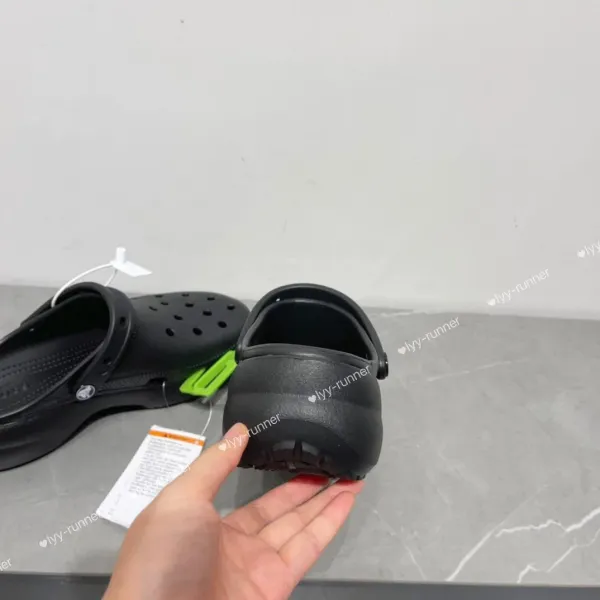 Crocs Platform Clog Black Shoes Sandals - 31