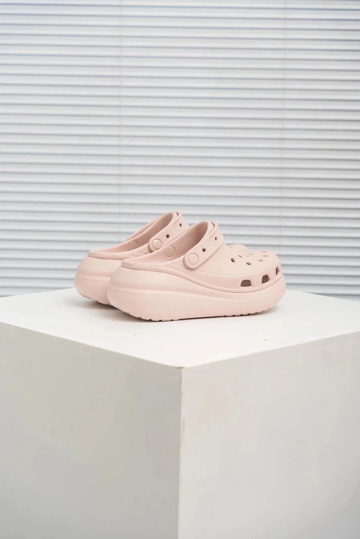 Crocs Classic Platform Clog Beige Sandals - 38