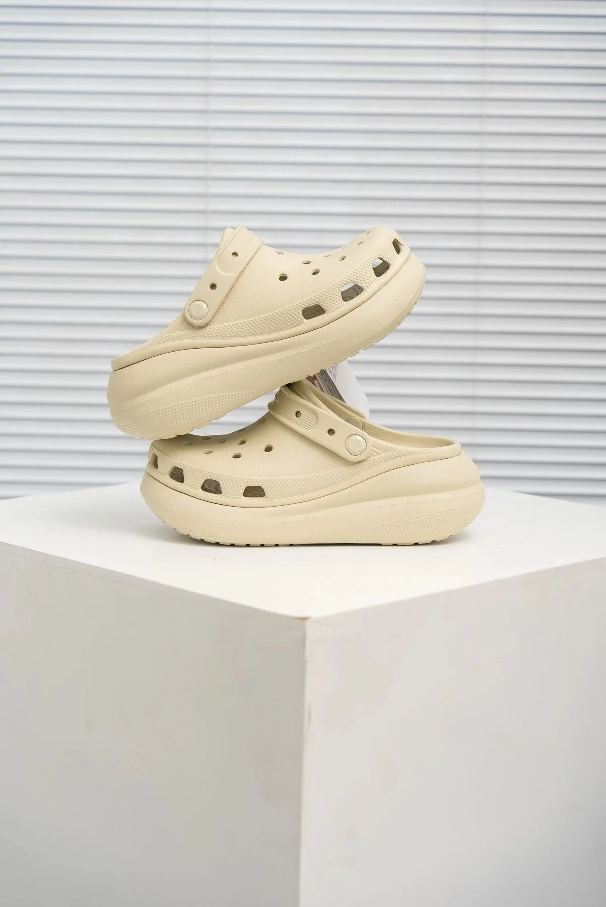 Crocs Classic Platform Clog Beige Sandals - 22