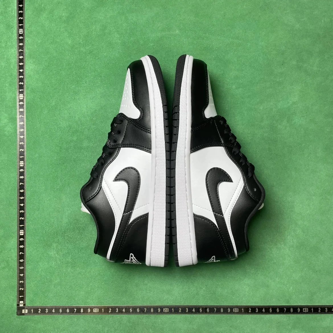 Jordan 1 8TD 皮革潮流复古防滑低帮复古篮球鞋
