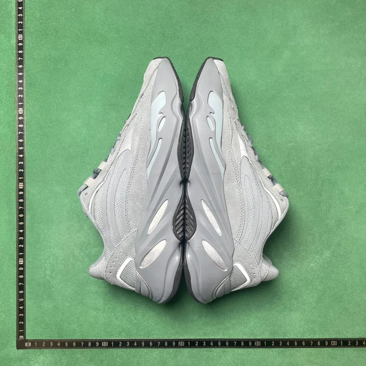 🔥1:1 batch adidas originals Yeezy boost700