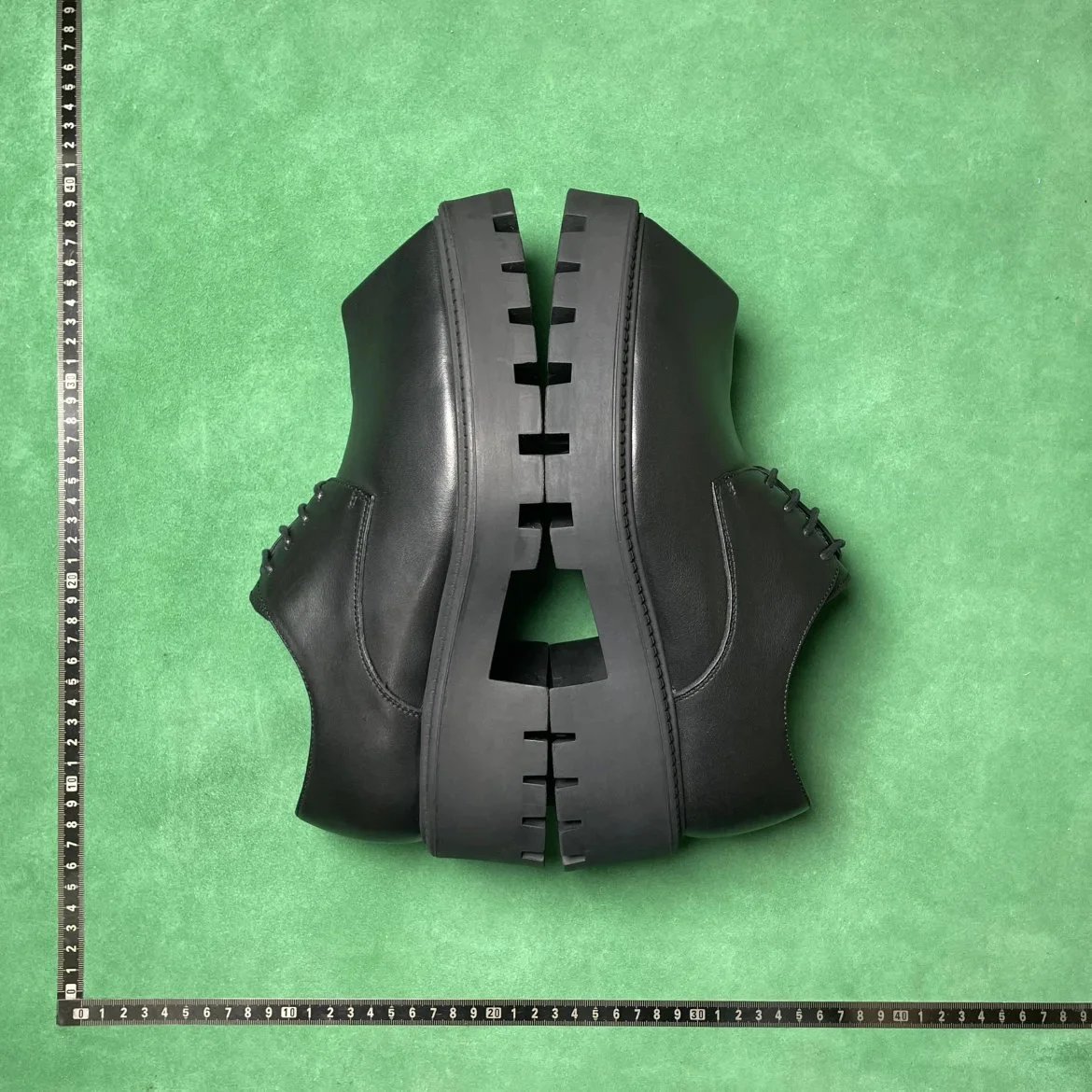 🔥1:1 batch BALENCIAGA Men's Combat Strike 20mm Boot in Black  in the Best OopBuy Spreadsheet QC photos
