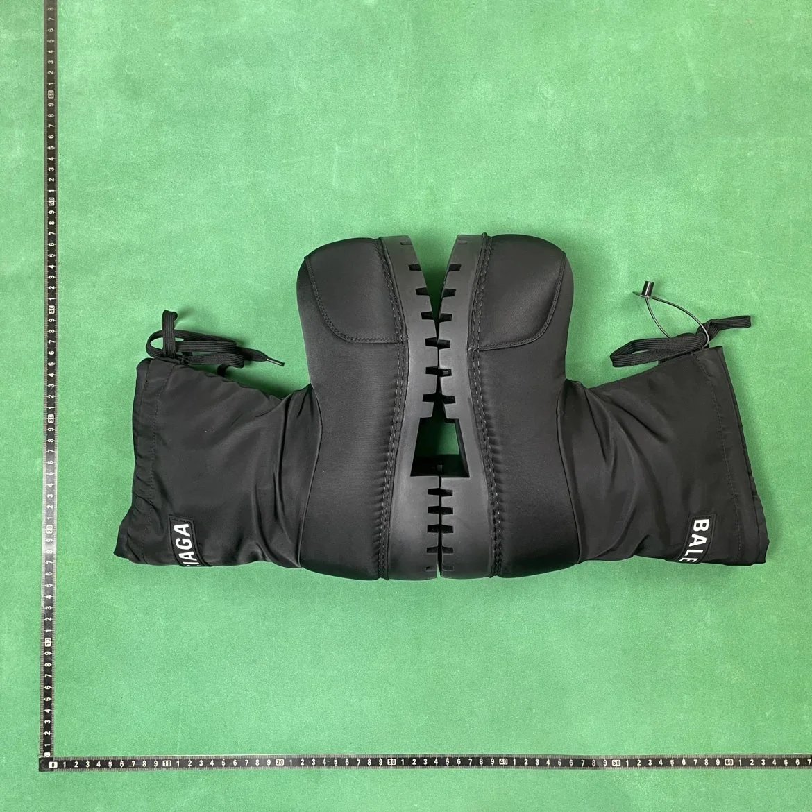 🔥1:1 batch BALENCIAGA Men's Combat Strike 20mm Boot in Black  in the Best OopBuy Spreadsheet QC photos