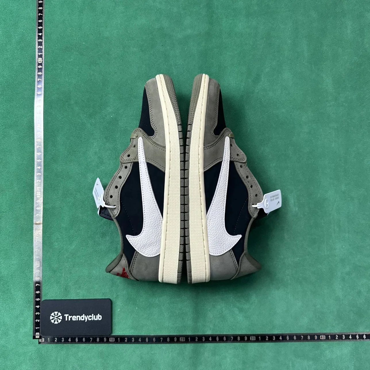 Jordan 1 DC G运动休闲板鞋