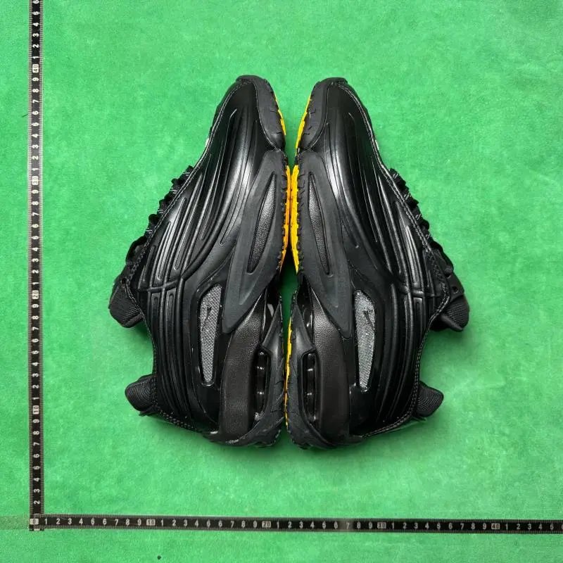NIKE 情人节 休闲鞋