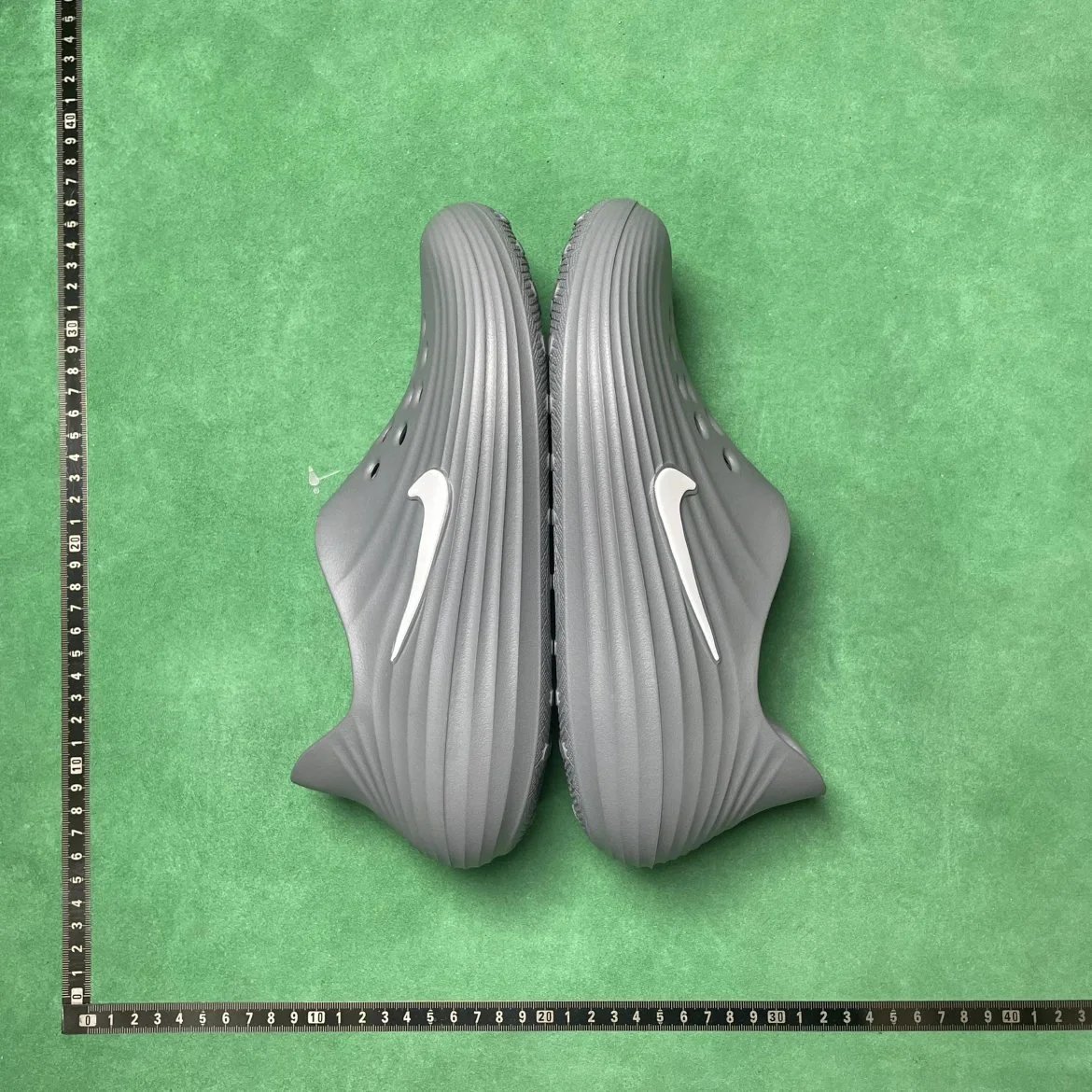 NIKE 5BD 简约舒适洞洞鞋