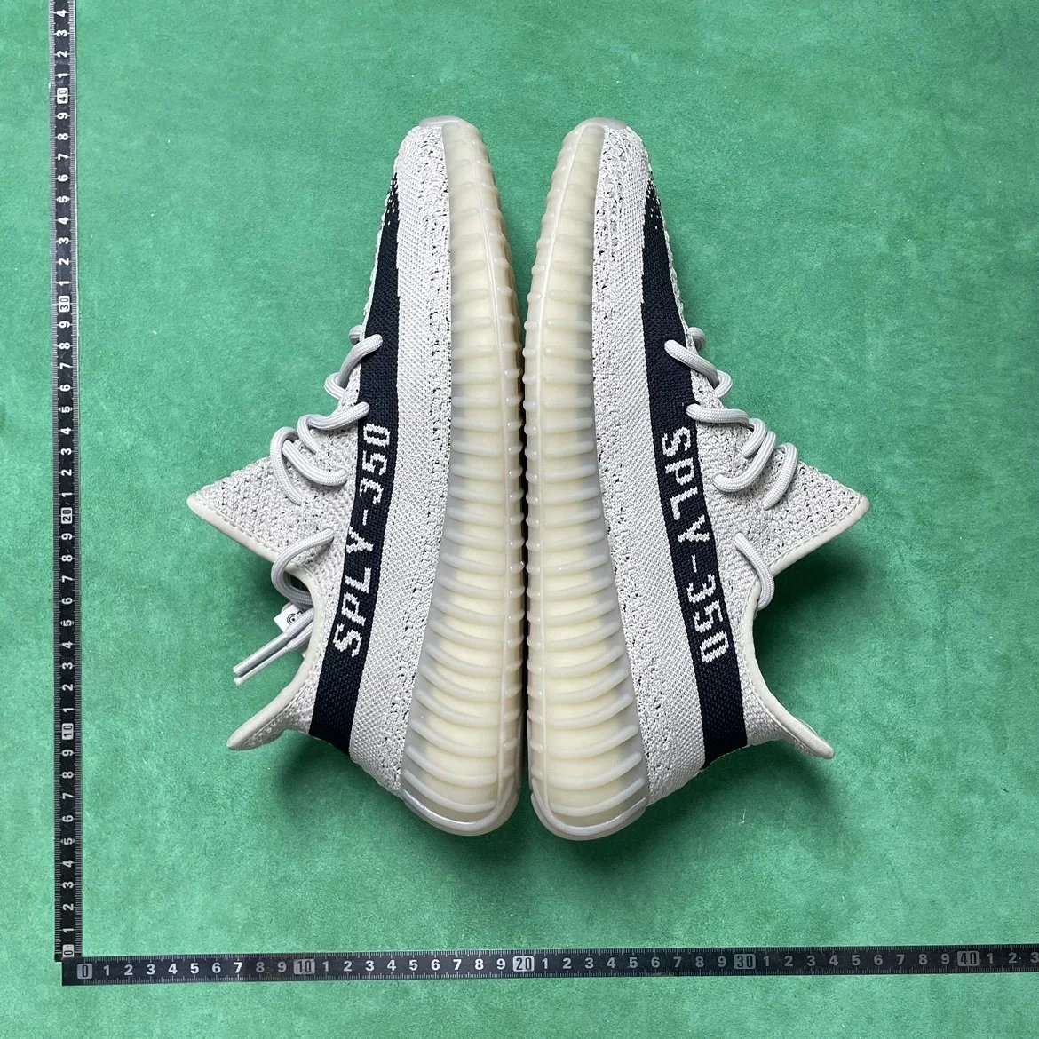 Yeezy LW 3  网布运动低帮生活休闲鞋1(下单送两双袜子）