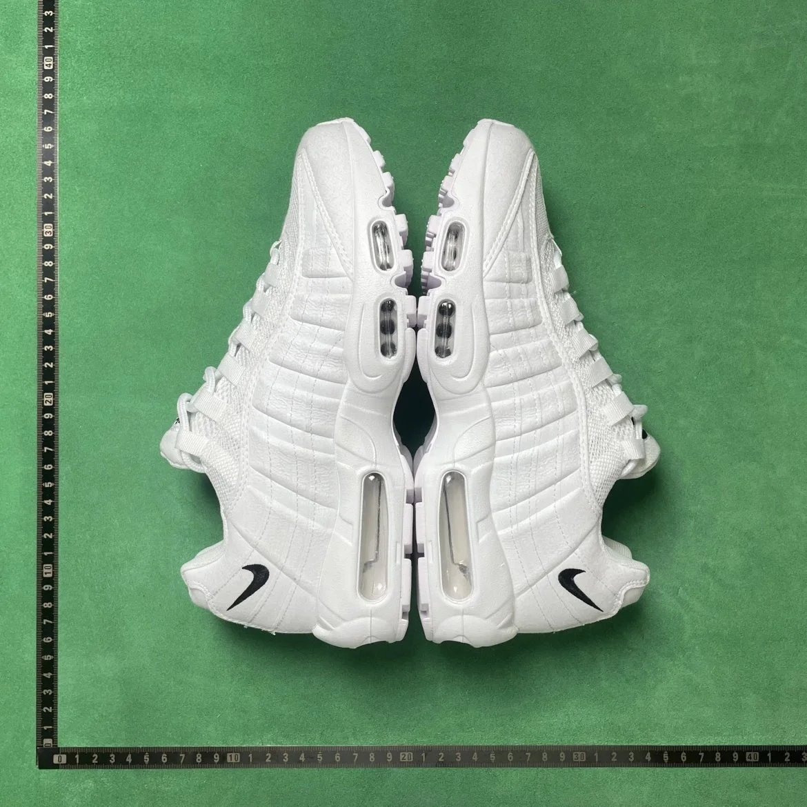 NIKE B3D Max95复古简约减震防滑 休闲跑步鞋