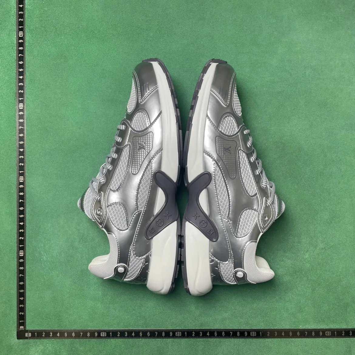 LV/PRADA TT 6 圆头系带低帮休闲鞋