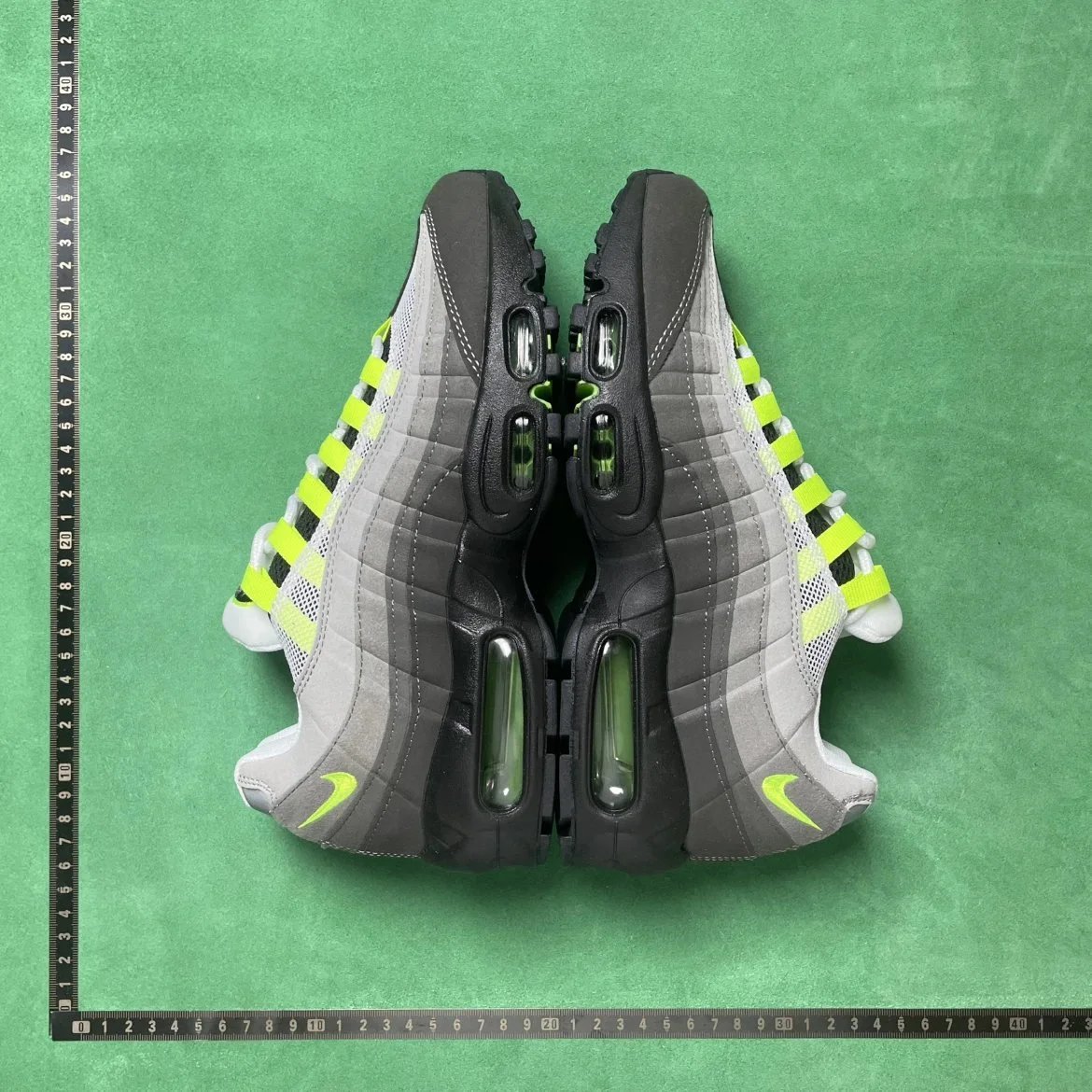 NIKE B3D Max95复古简约减震防滑 休闲跑步鞋