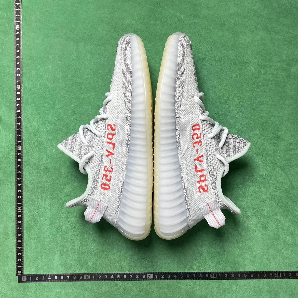 Yeezy LW 3  网布运动低帮生活休闲鞋1(下单送两双袜子）
