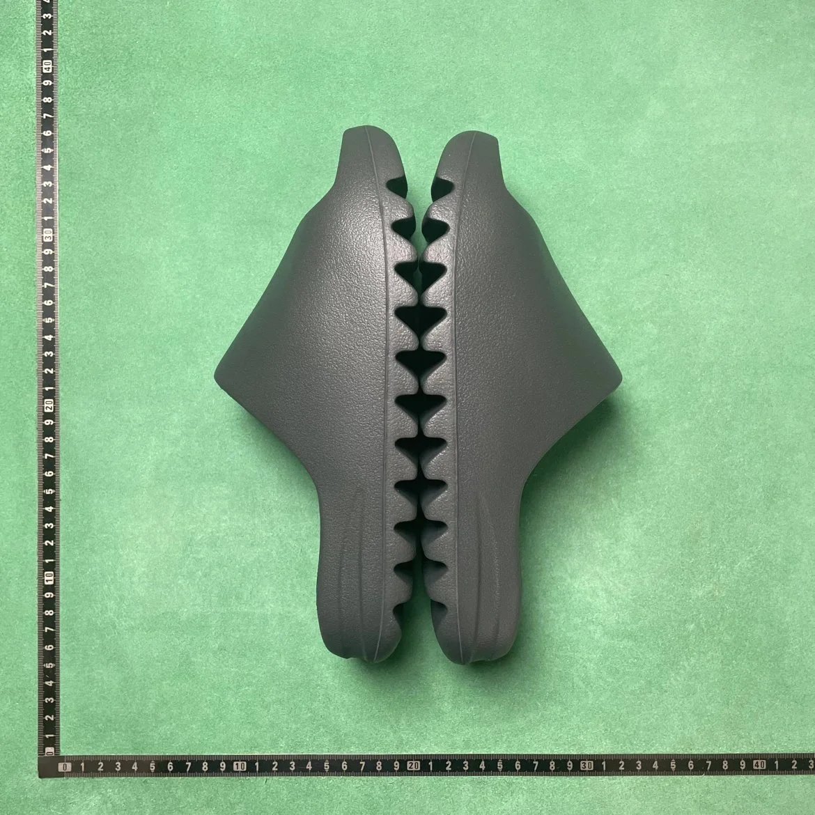 🔥1:1 batch adidas originals YeezySlide Granite  in the Best OopBuy Spreadsheet QC photos