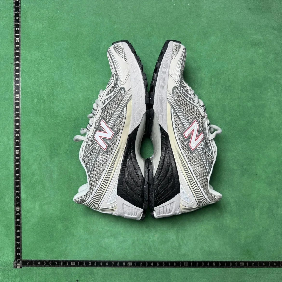 🔥1:1 batch New Balance 740   in the Best OopBuy Spreadsheet QC photos