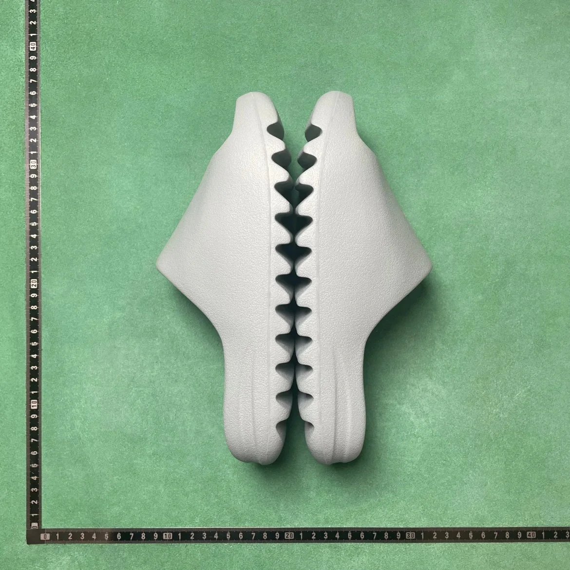 🔥1:1 batch adidas originals YeezySlide Granite  in the Best OopBuy Spreadsheet QC photos