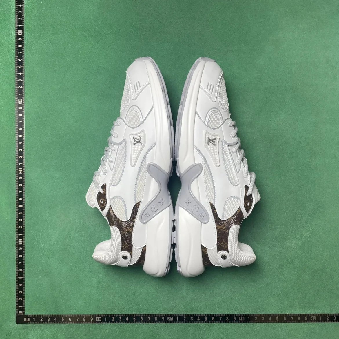 LV/PRADA TT 6 圆头系带低帮休闲鞋