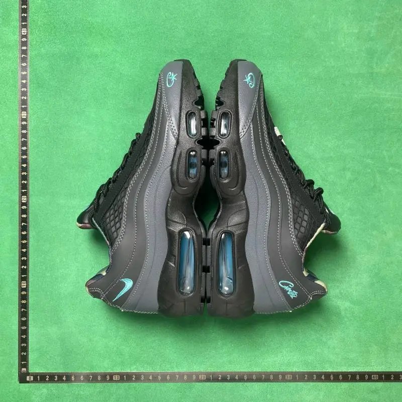 Size 4, Grey/Black/Sky Blue, FB2709 002