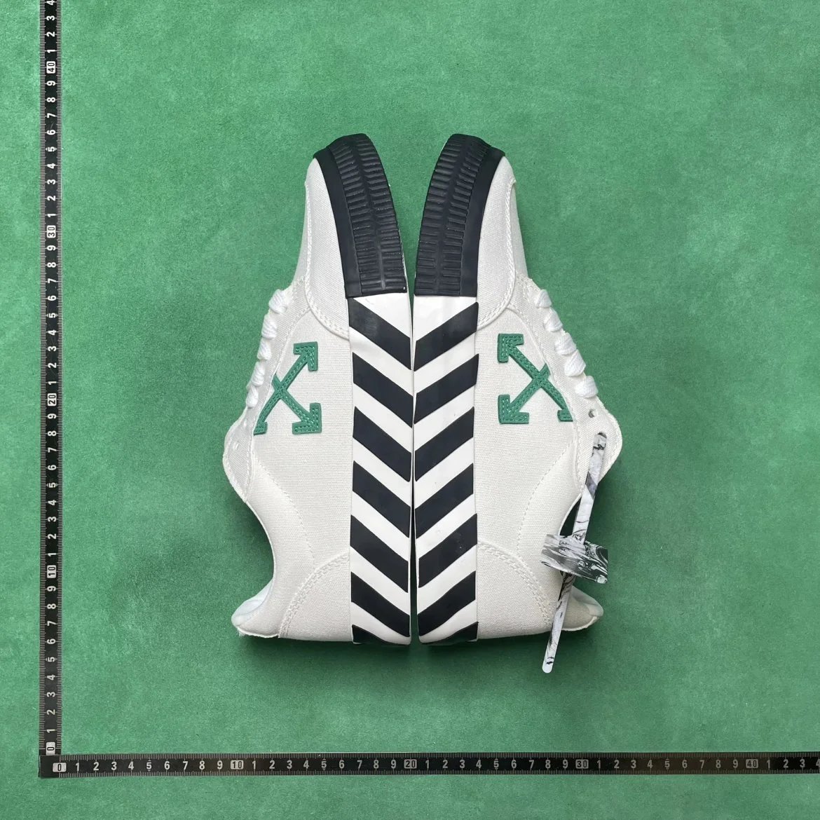 OFF_WHITE T6D 皮革休闲系带低帮时尚板鞋