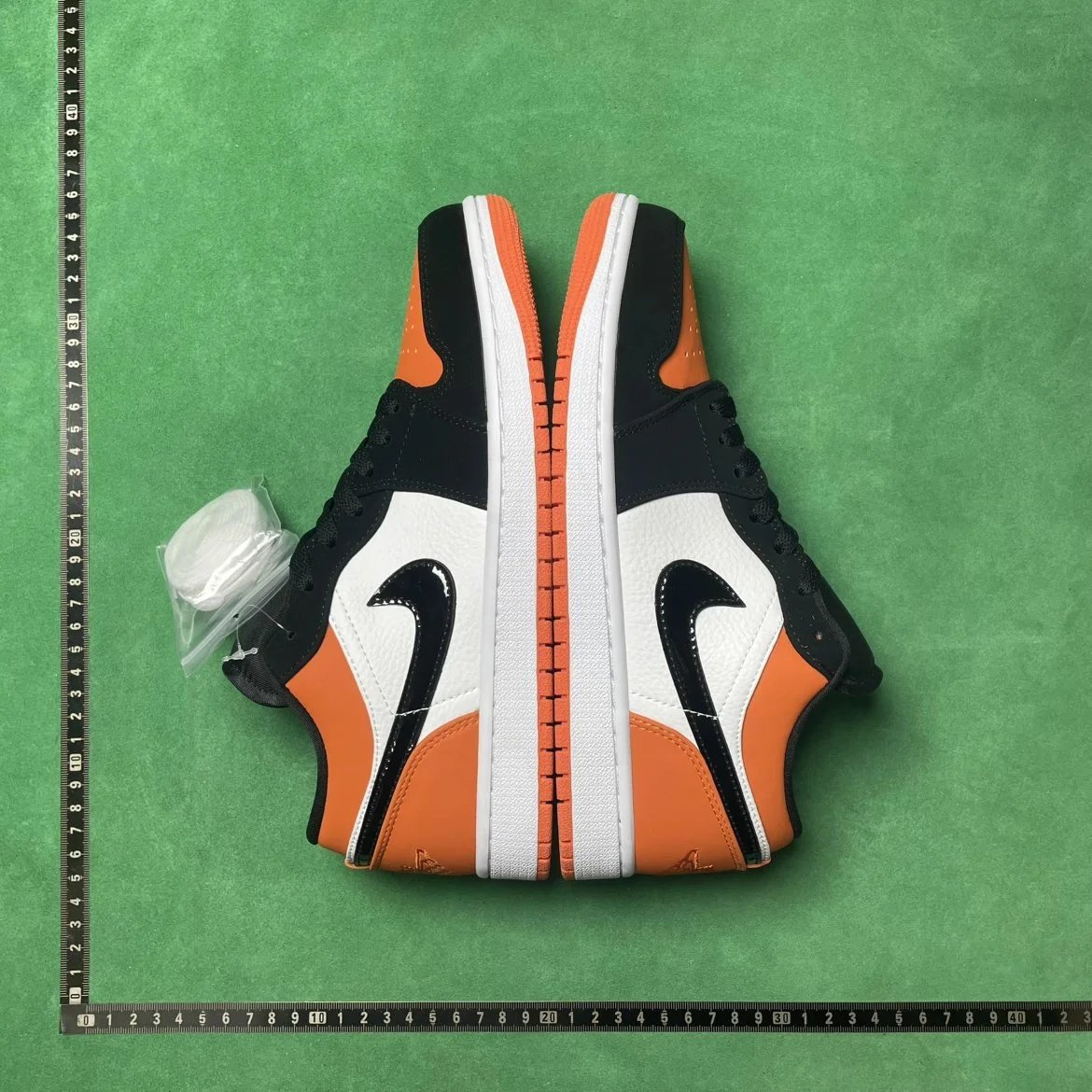 Jordan 1 9BD 熊猫皮革低帮复古篮球鞋