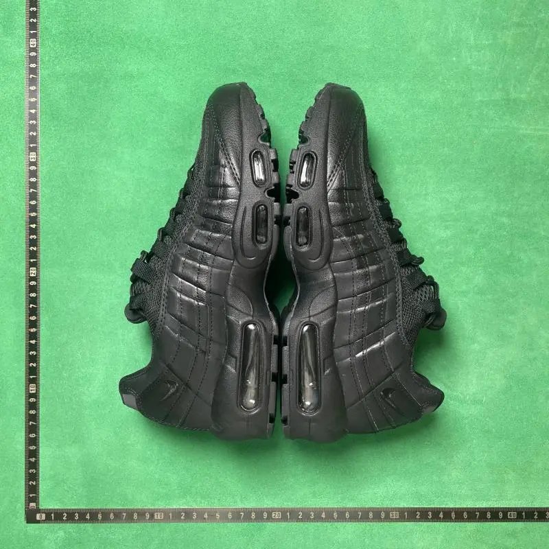 Size 2, Black, CJ3906 001