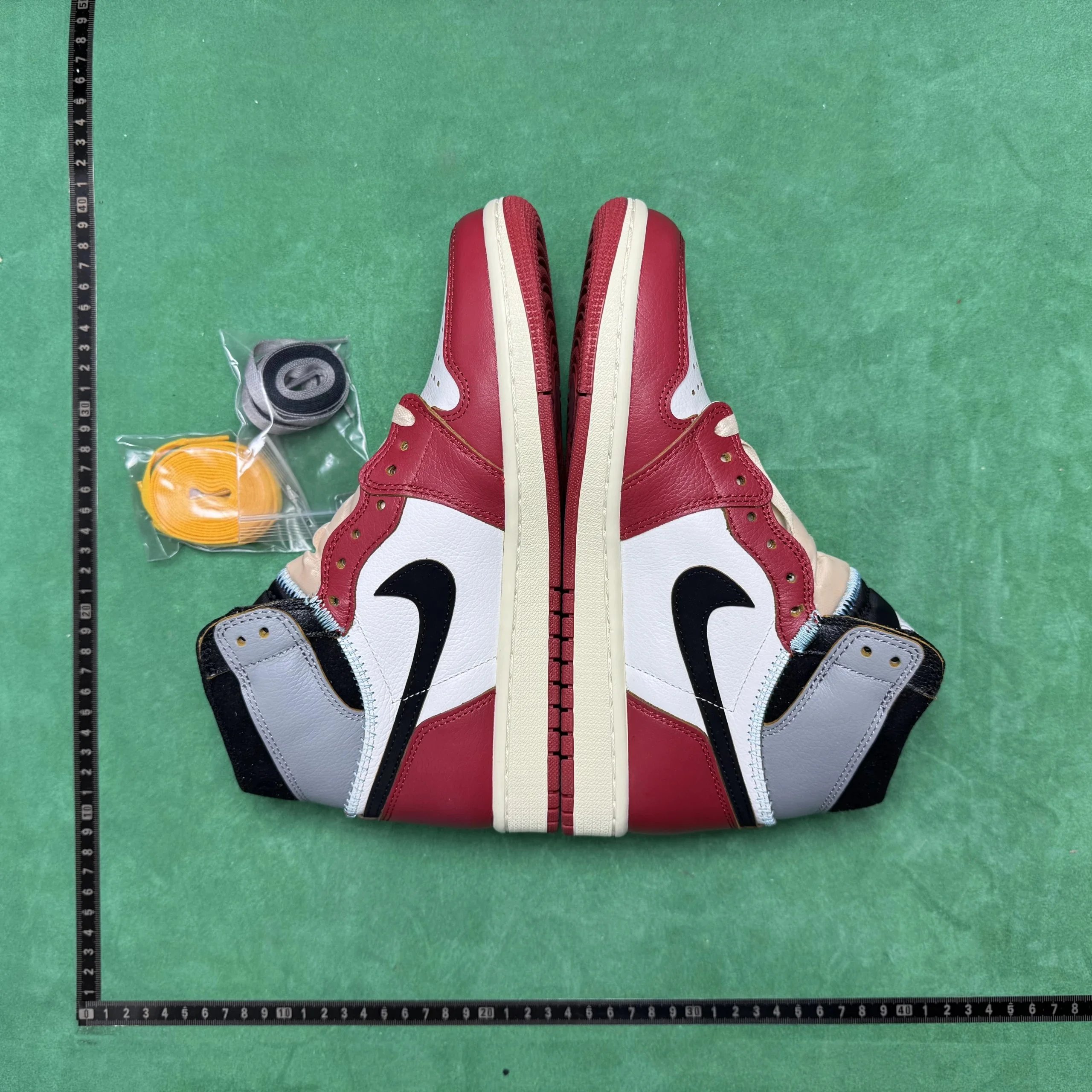 Jordan 1 G 拼接 白红灰 1.0高帮