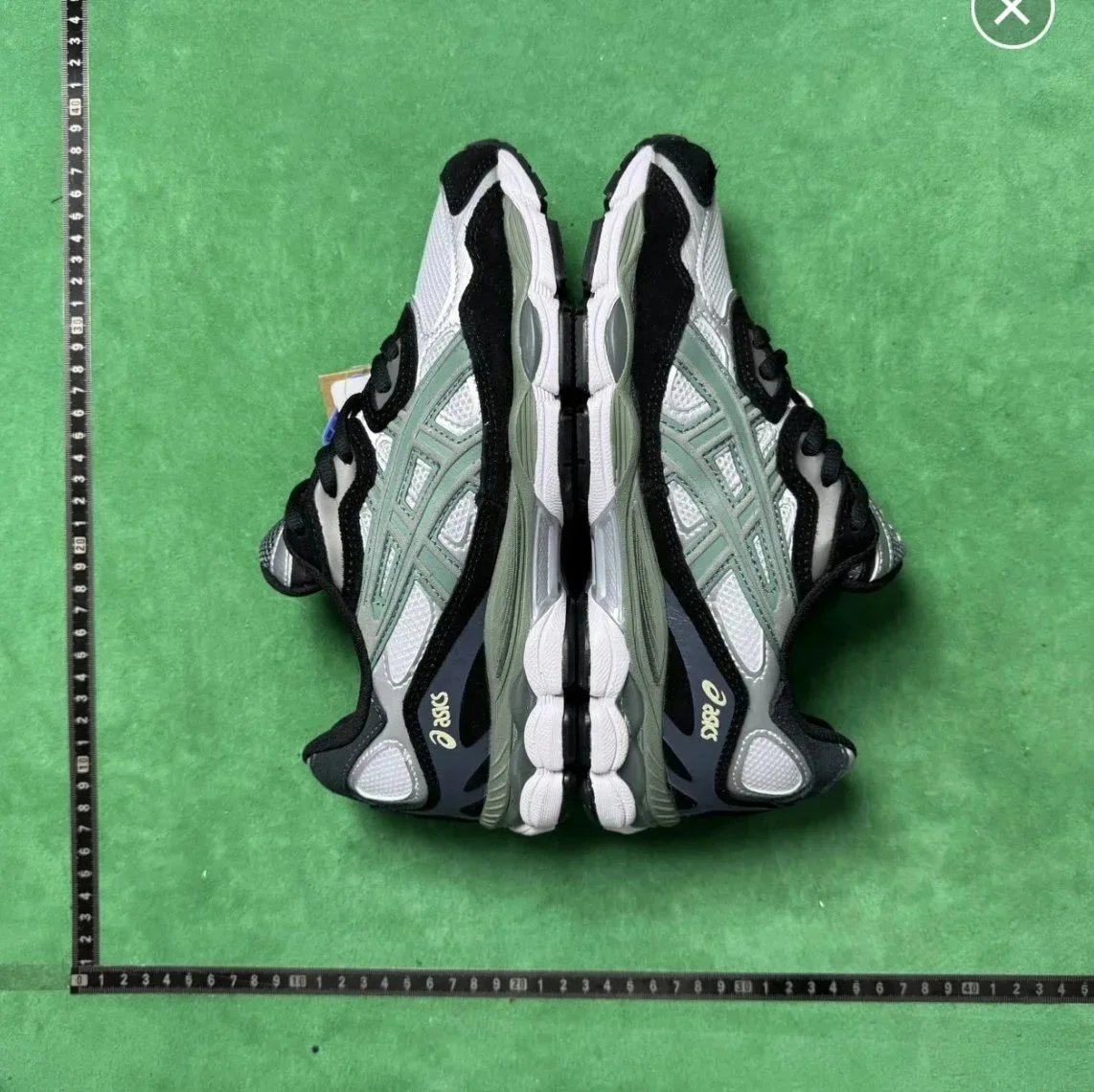 White, black, green, color 15, A789-101
