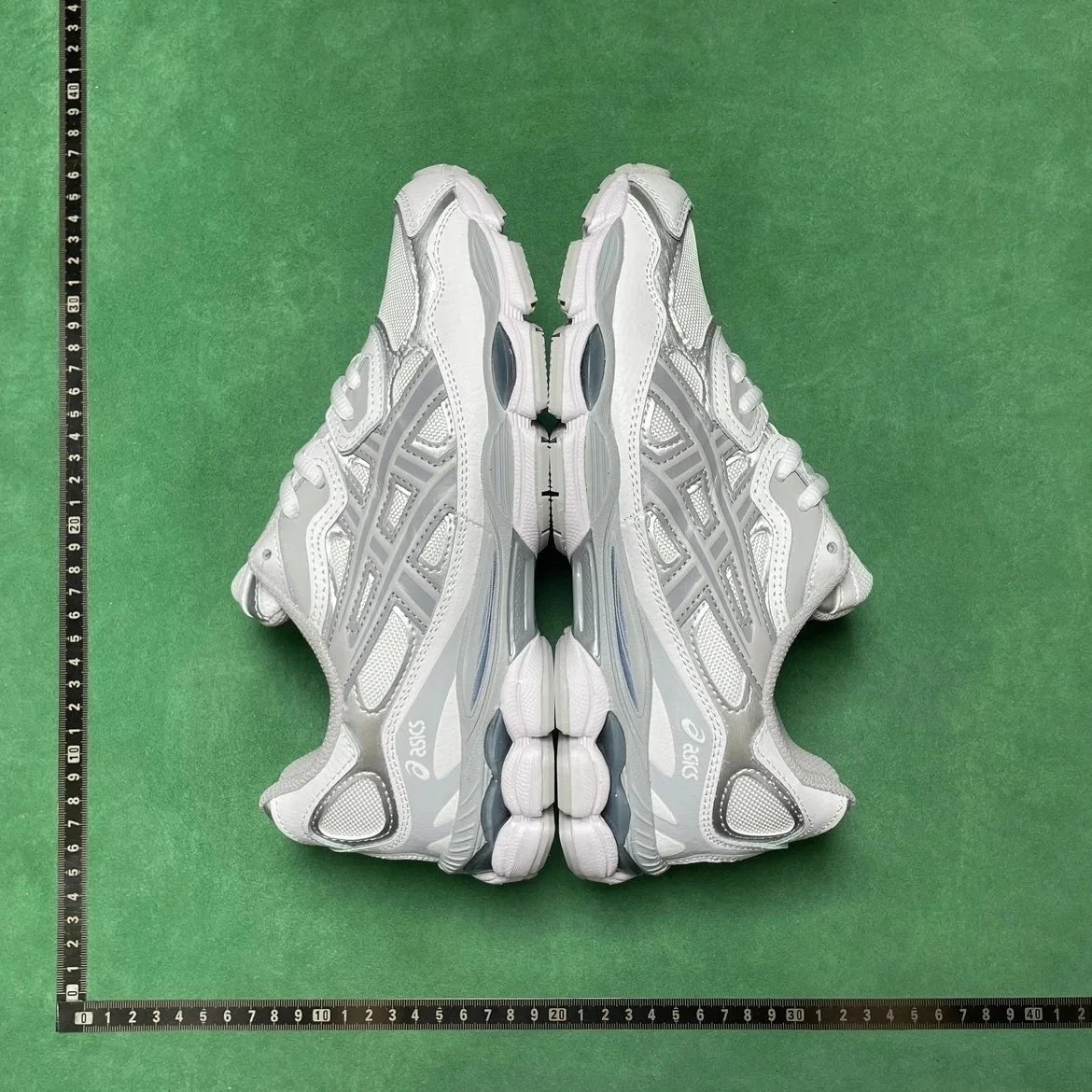 White Grey 34 A280-100