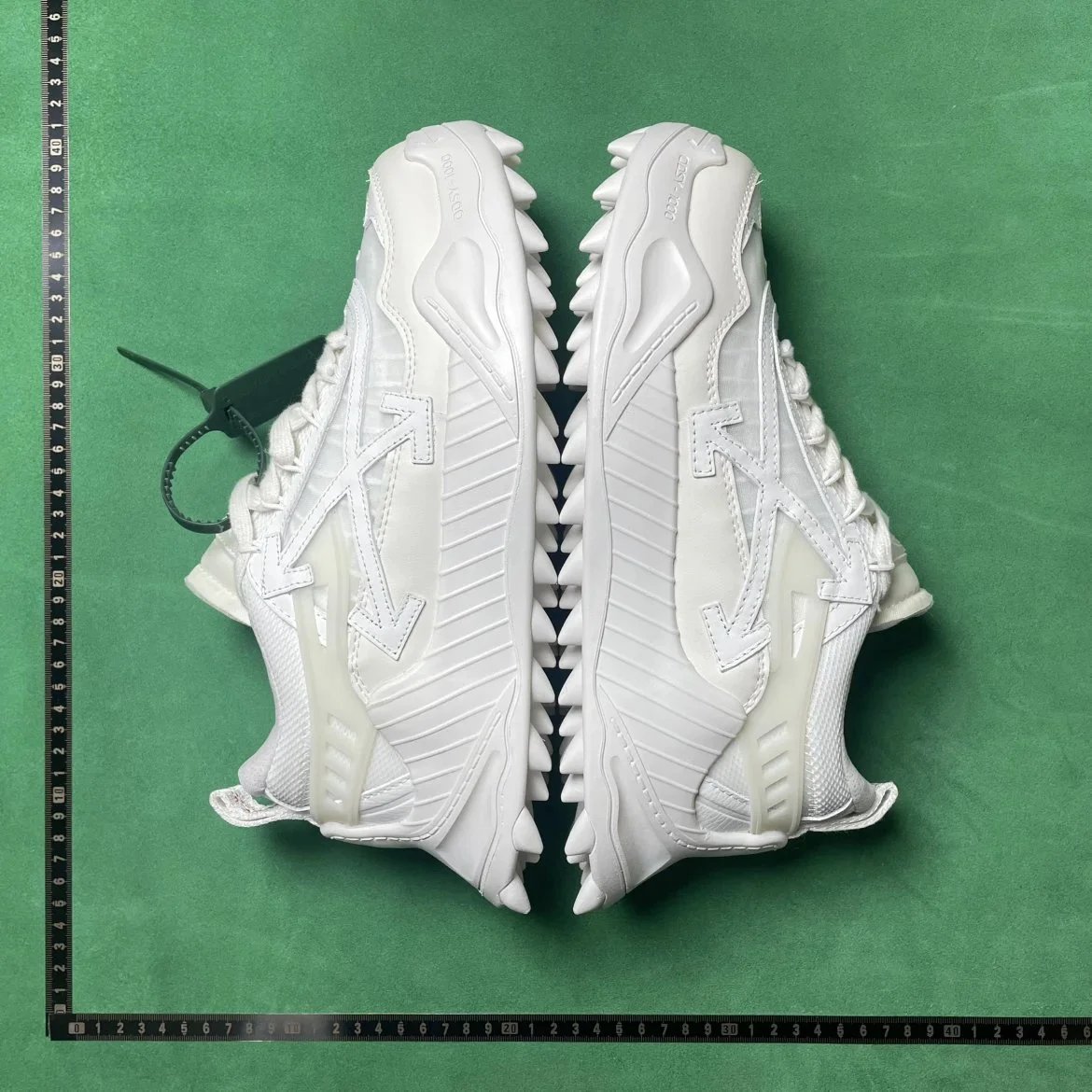 OFF_WHITE TD 2 皮革圆头系带防滑低帮生活休闲鞋