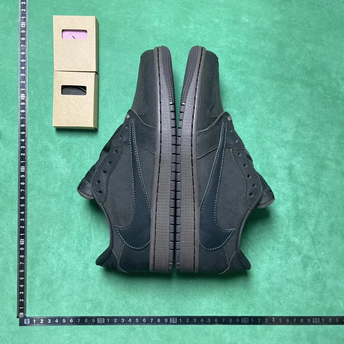 Jordan 1 LW 联名篮球鞋(下单送两双袜子)