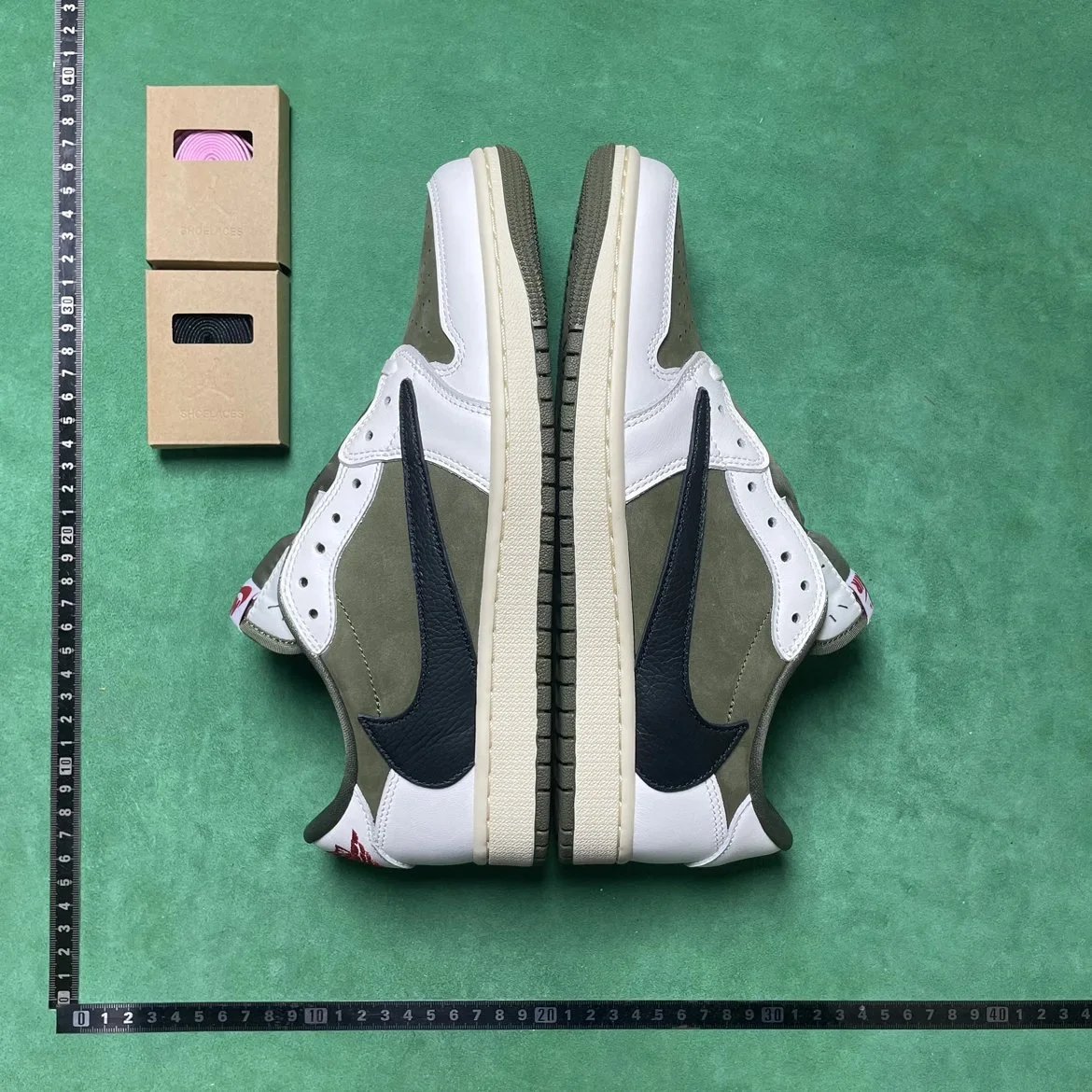 Jordan 1 LW 联名篮球鞋(下单送两双袜子)