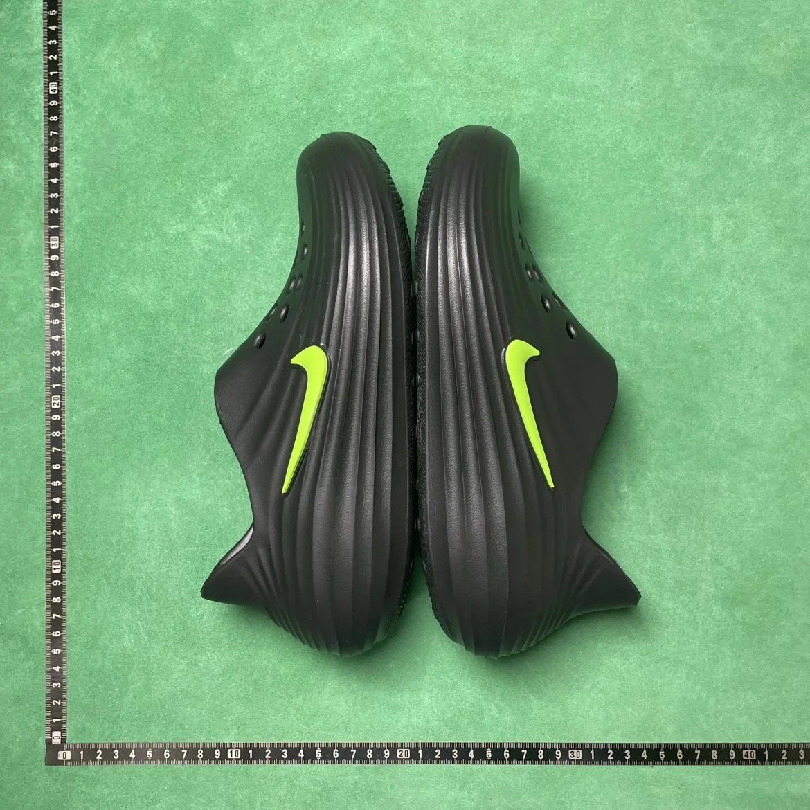 NIKE 5BD 简约舒适洞洞鞋