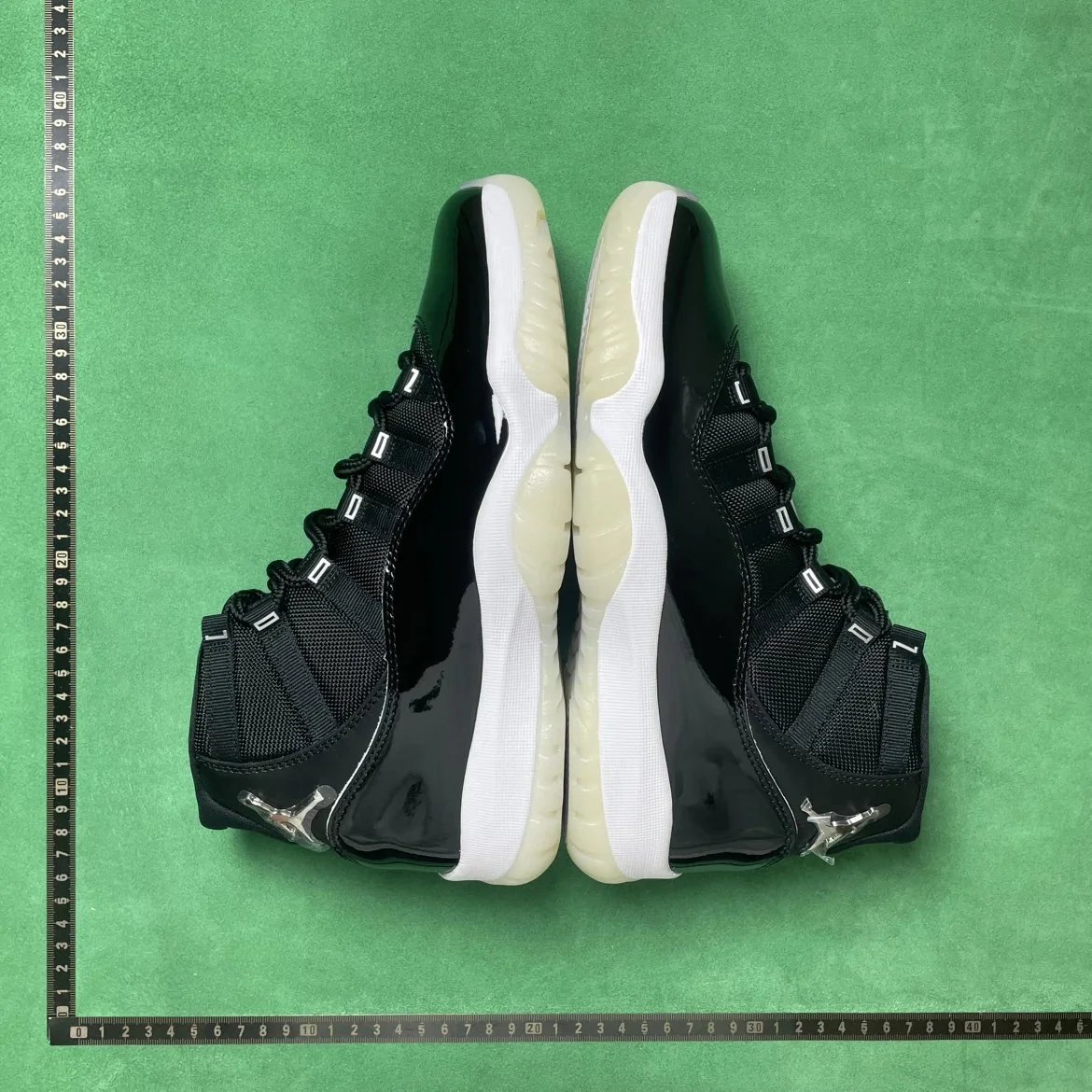 🔥1:1 batch Jordan Air Jordan 11 Retro Space Jam  in the Best OopBuy Spreadsheet QC photos