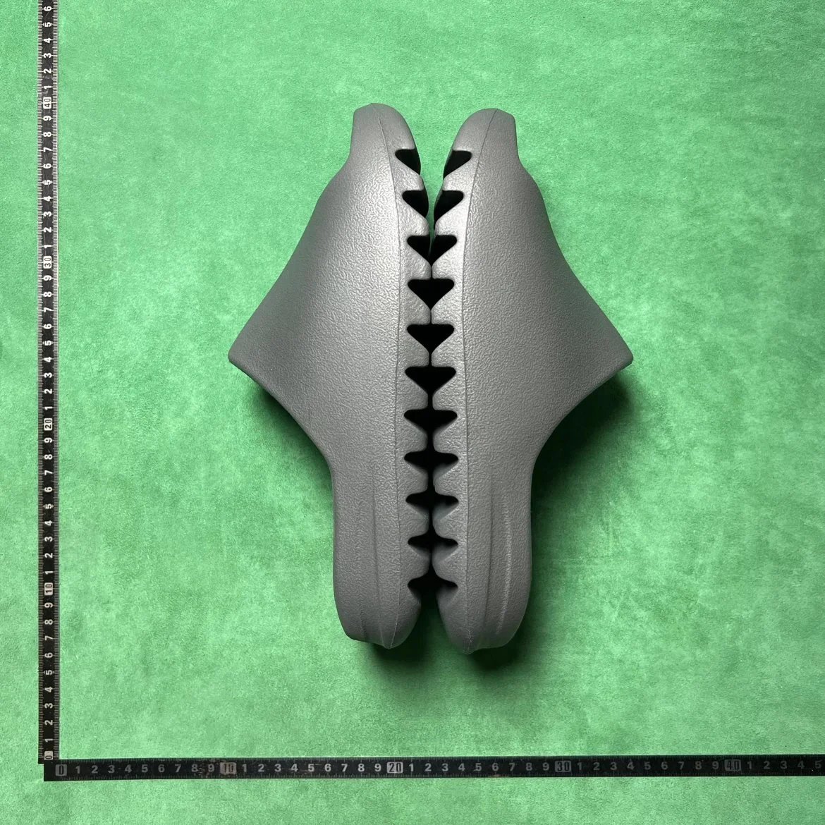 Yeezy 3DC 居家休闲鞋