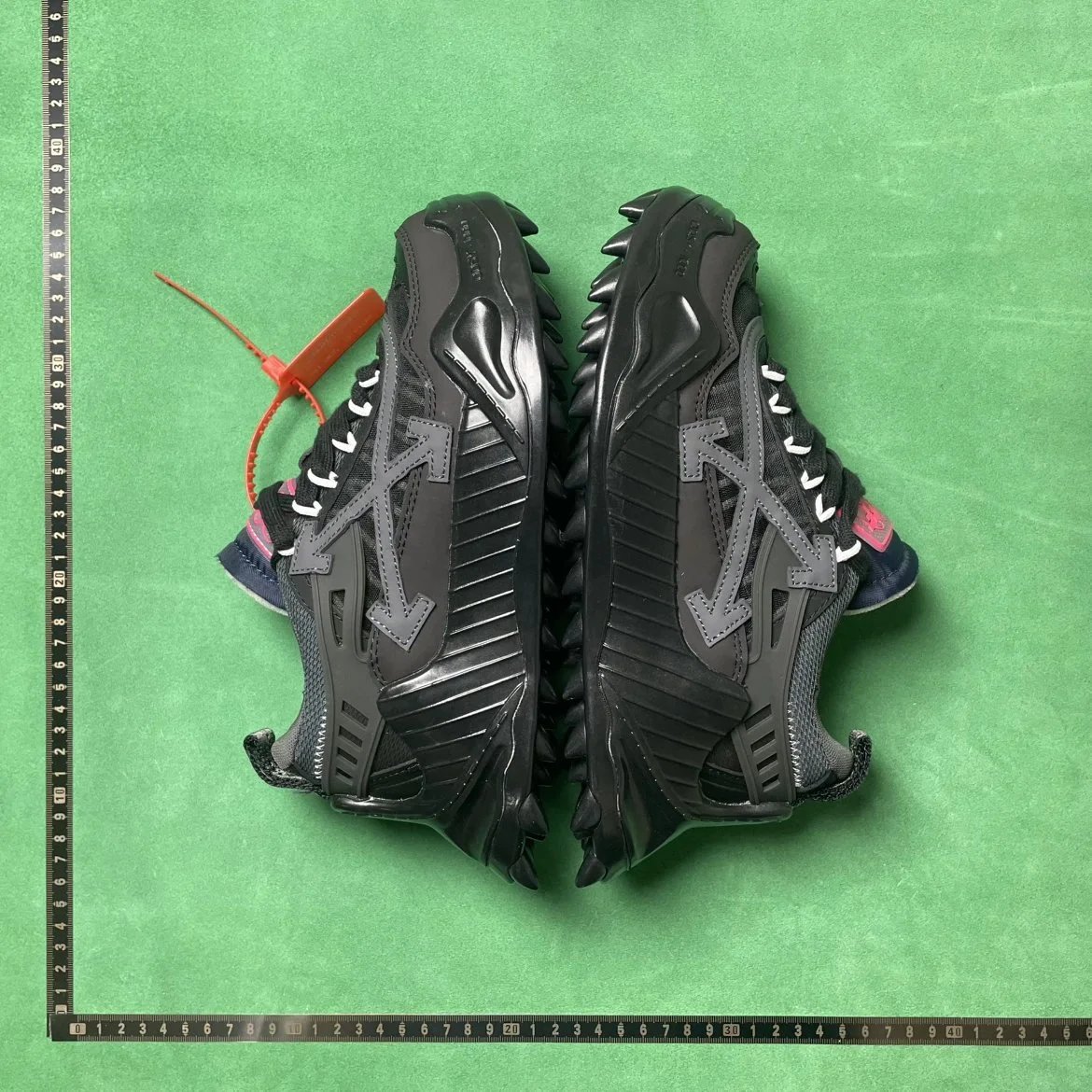 OFF_WHITE TD 2 皮革圆头系带防滑低帮生活休闲鞋