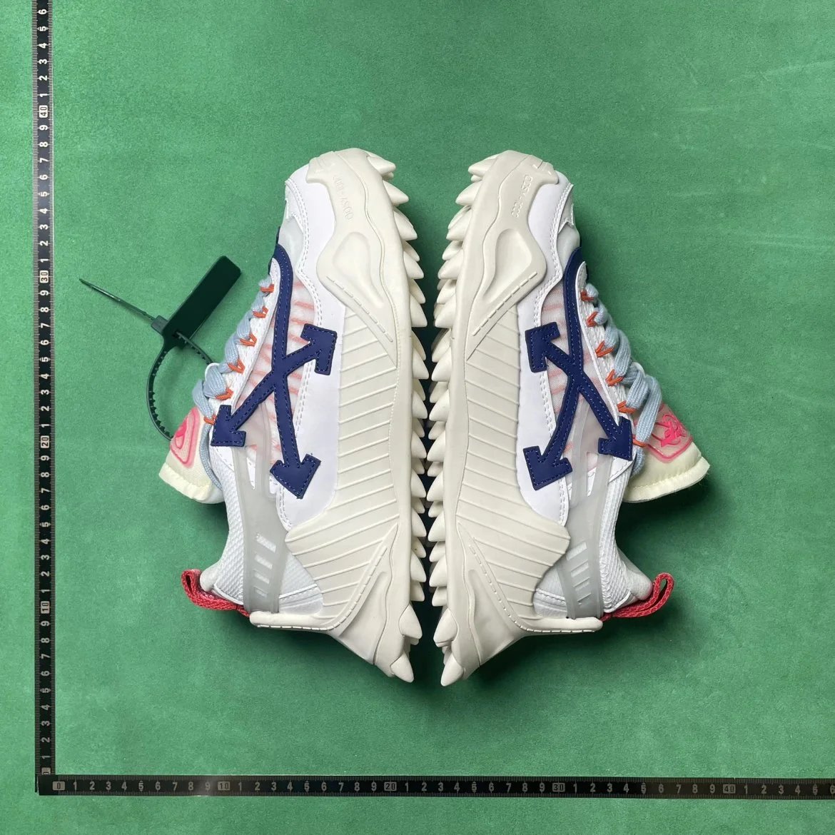OFF_WHITE TD 2 皮革圆头系带防滑低帮生活休闲鞋
