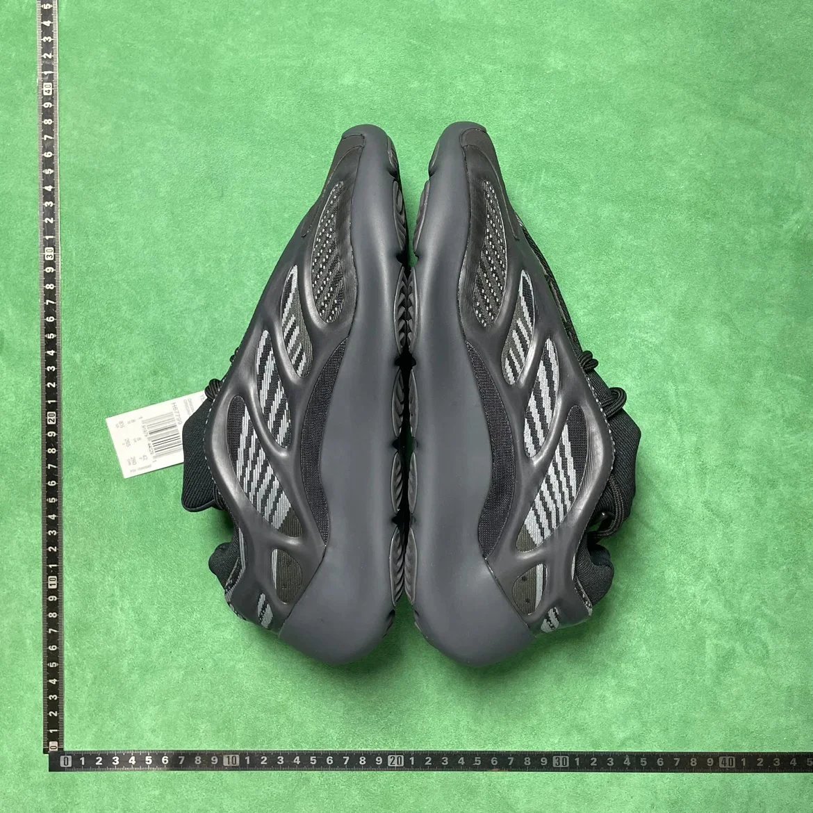Yeezy LW 5/700老爹鞋(下单送两双袜子）