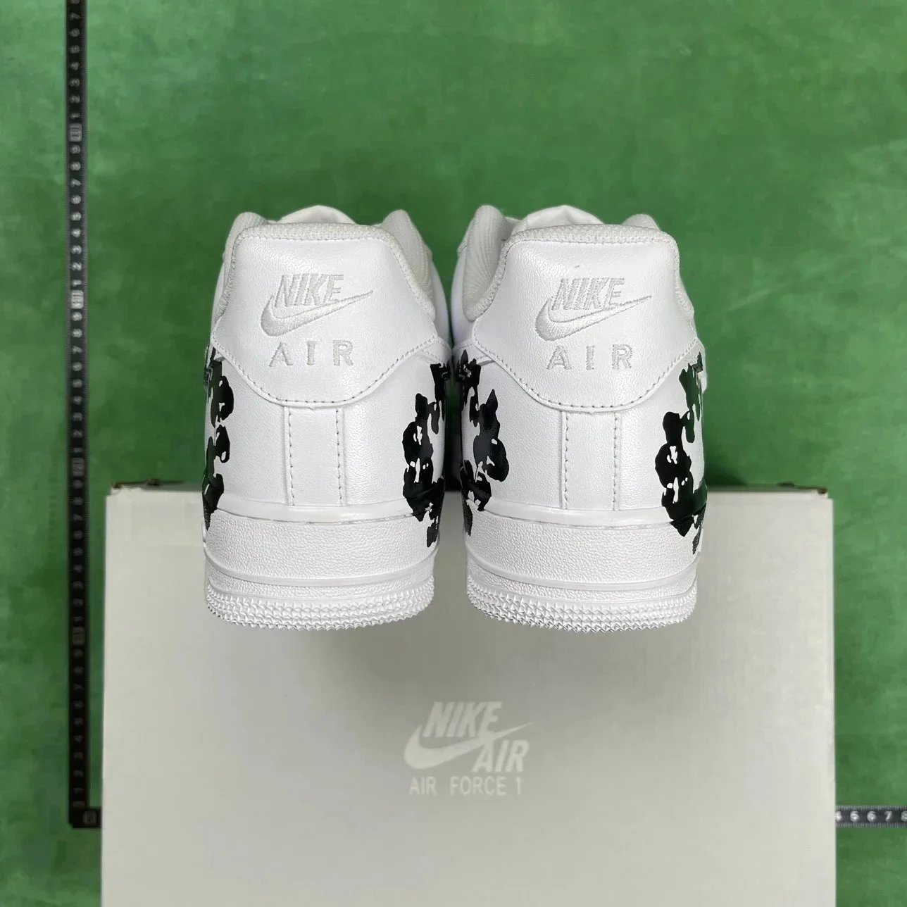 orce 1AF1 DC 木棉花 白底  in the Best OopBuy Spreadsheet QC photos