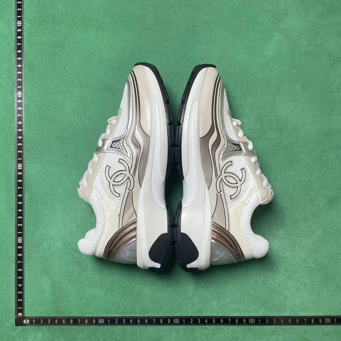 Designer Shoes TT 2 早春 皮革徽标低帮生活休闲鞋