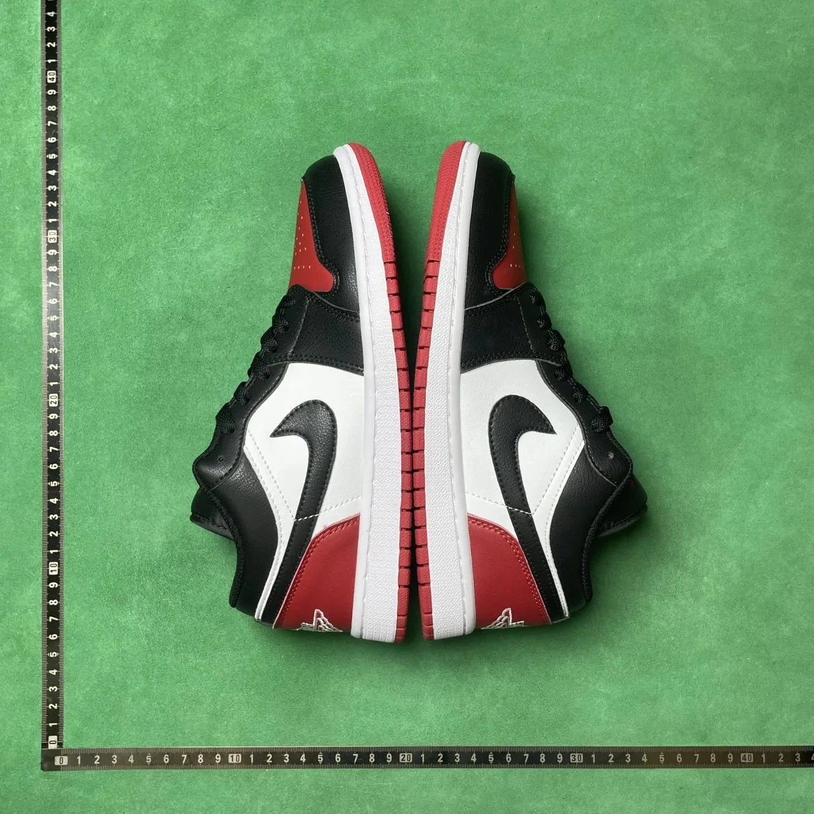 Jordan 1 8TD 皮革潮流复古防滑低帮复古篮球鞋