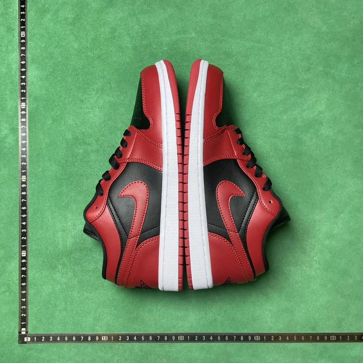 Jordan 1 8TD 皮革潮流复古防滑低帮复古篮球鞋