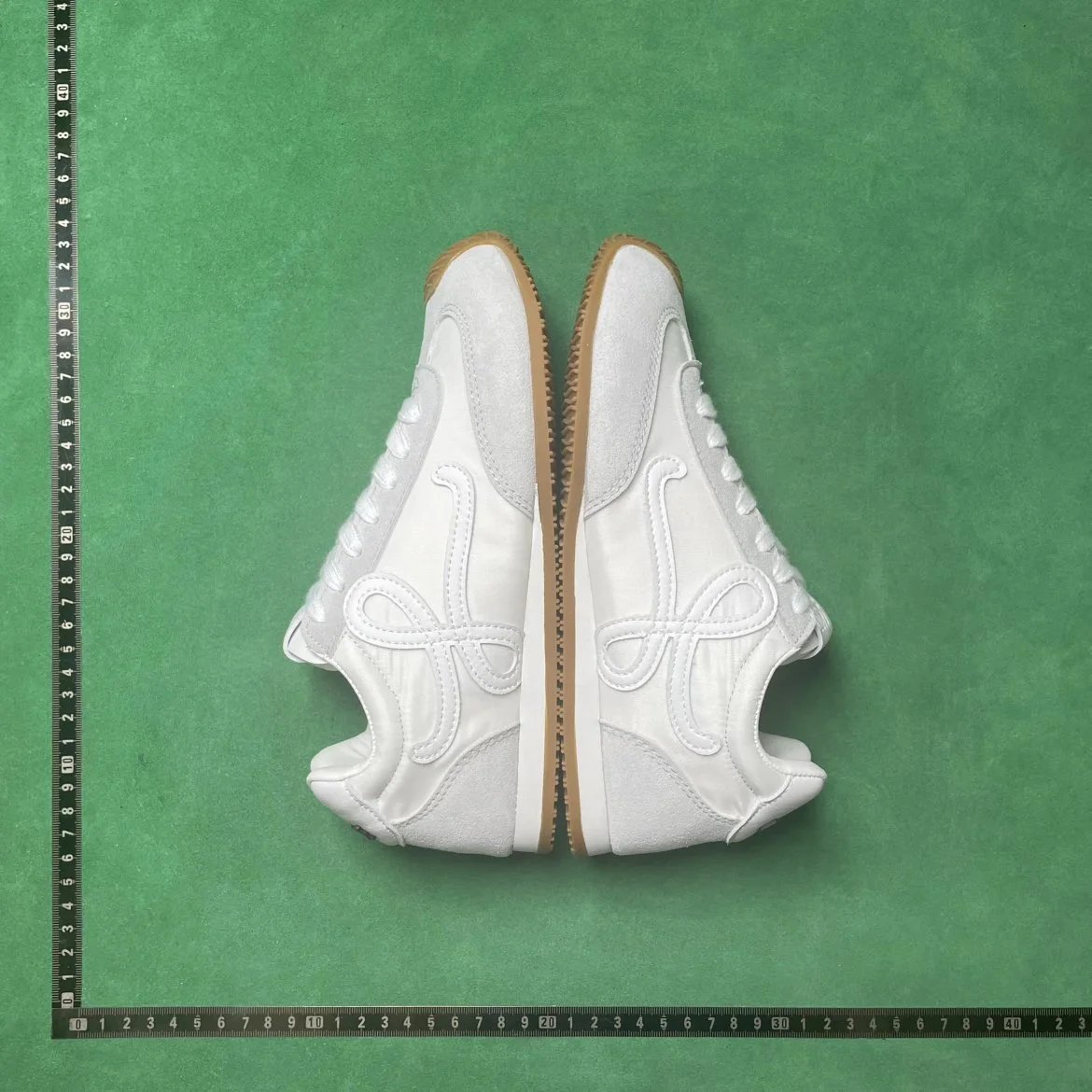 🔥1:1 batch LOEWE Ballet Runner 2.0 Anagram