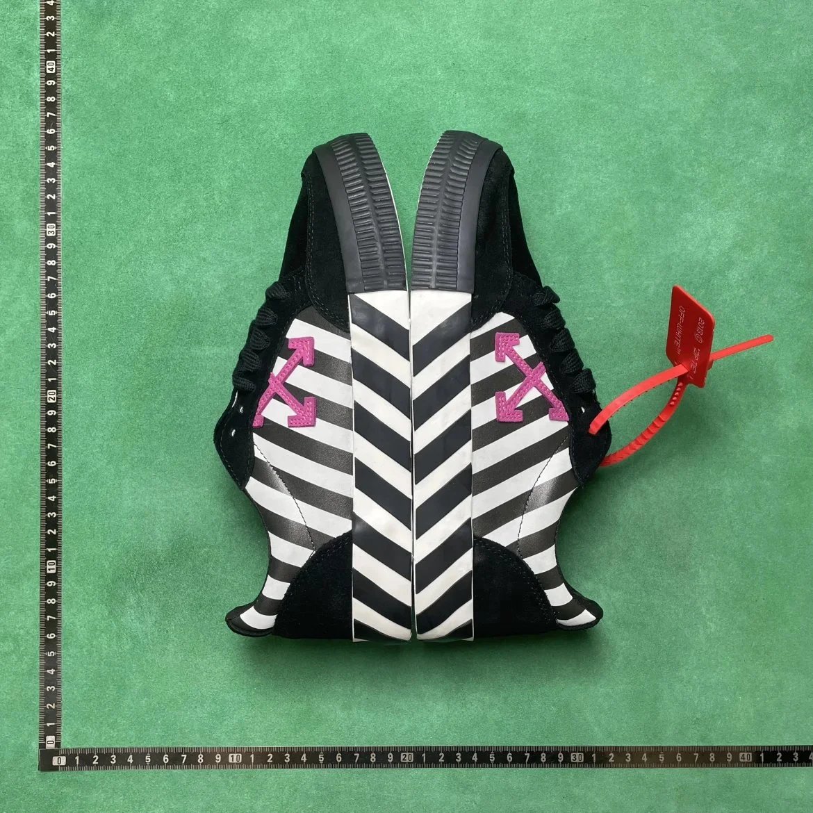 OFF_WHITE T6D 皮革休闲系带低帮时尚板鞋
