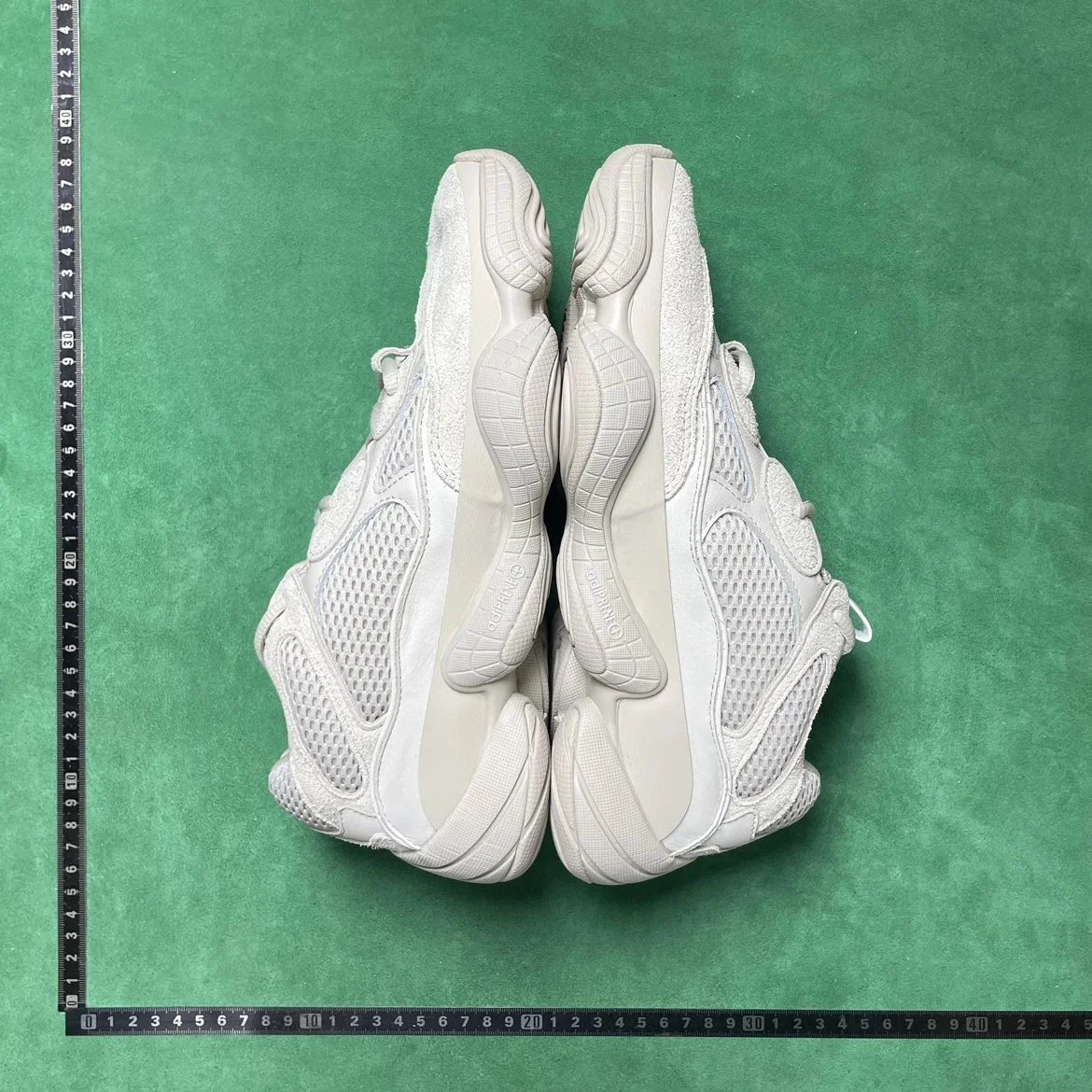 Yeezy LW 5/700老爹鞋(下单送两双袜子）