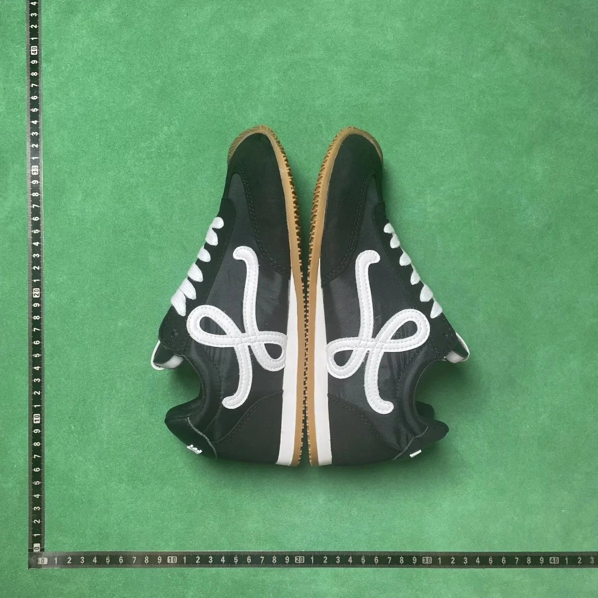 🔥1:1 batch LOEWE Ballet Runner 2.0 Anagram