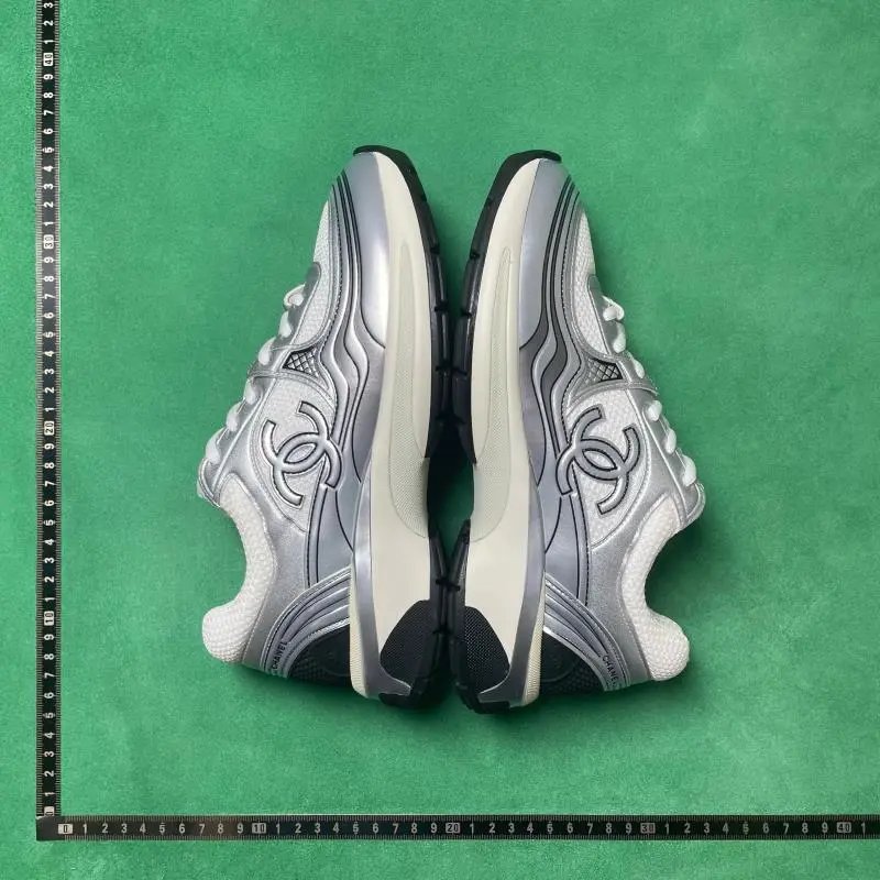 No.1 Silver White