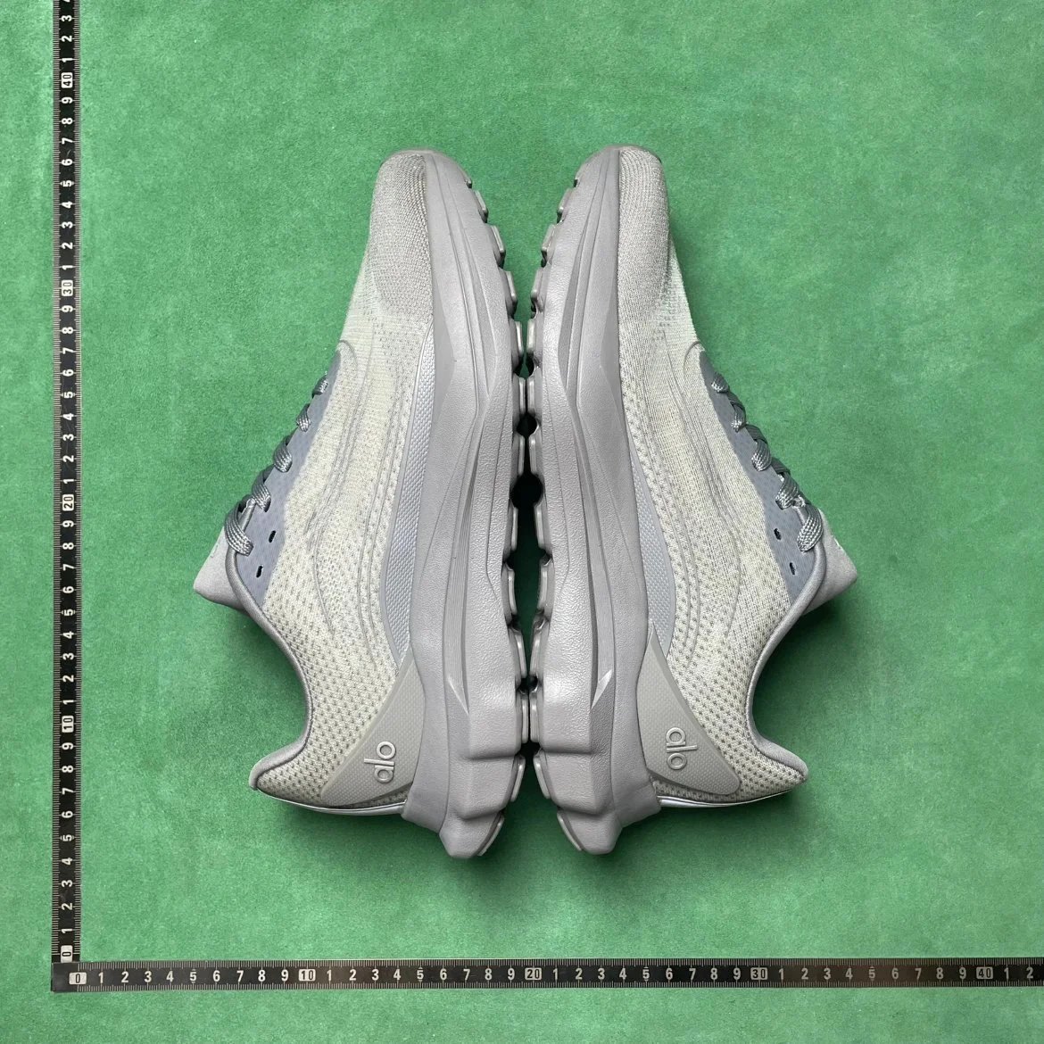 🔥1:1 batch alo yoga runner sweet   in the Best OopBuy Spreadsheet QC photos