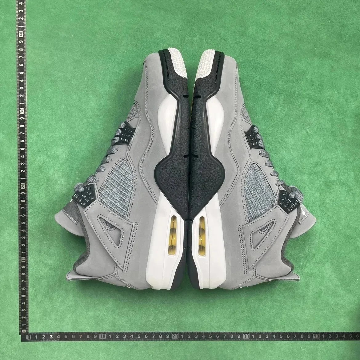 28 dark gray 308497 007